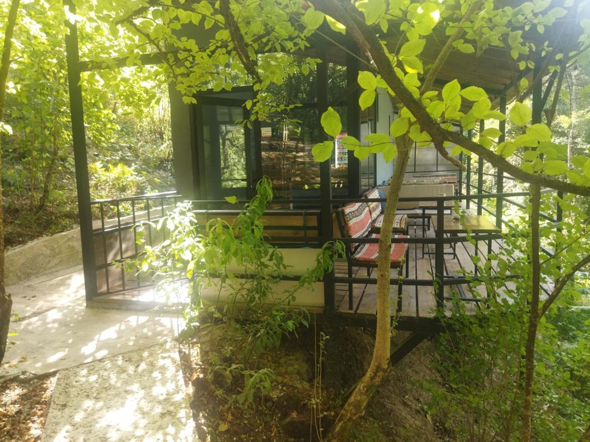 Glamping Georgia Krikhi Hotel Ambrolauri Luaran gambar