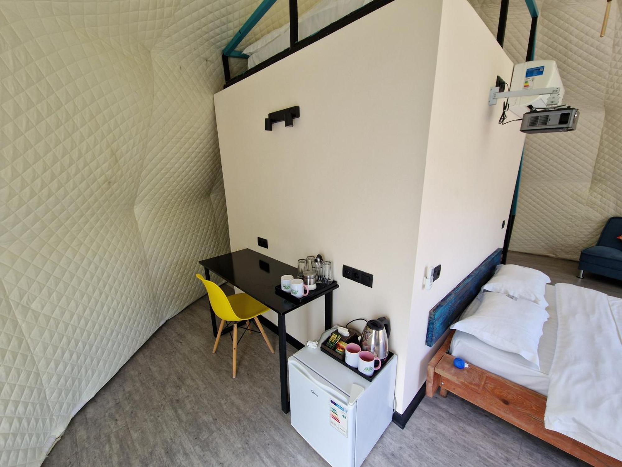 Glamping Georgia Krikhi Hotel Ambrolauri Luaran gambar