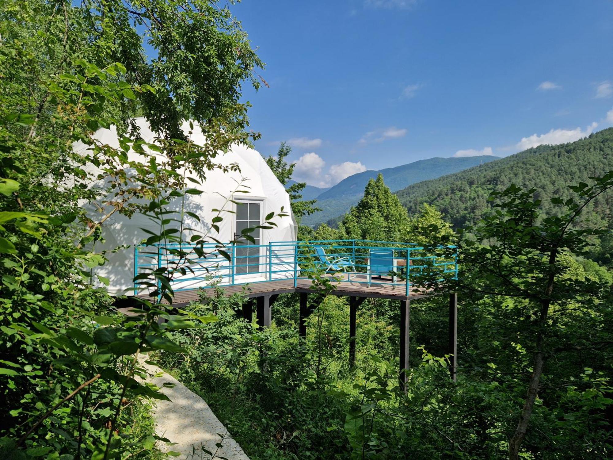 Glamping Georgia Krikhi Hotel Ambrolauri Luaran gambar