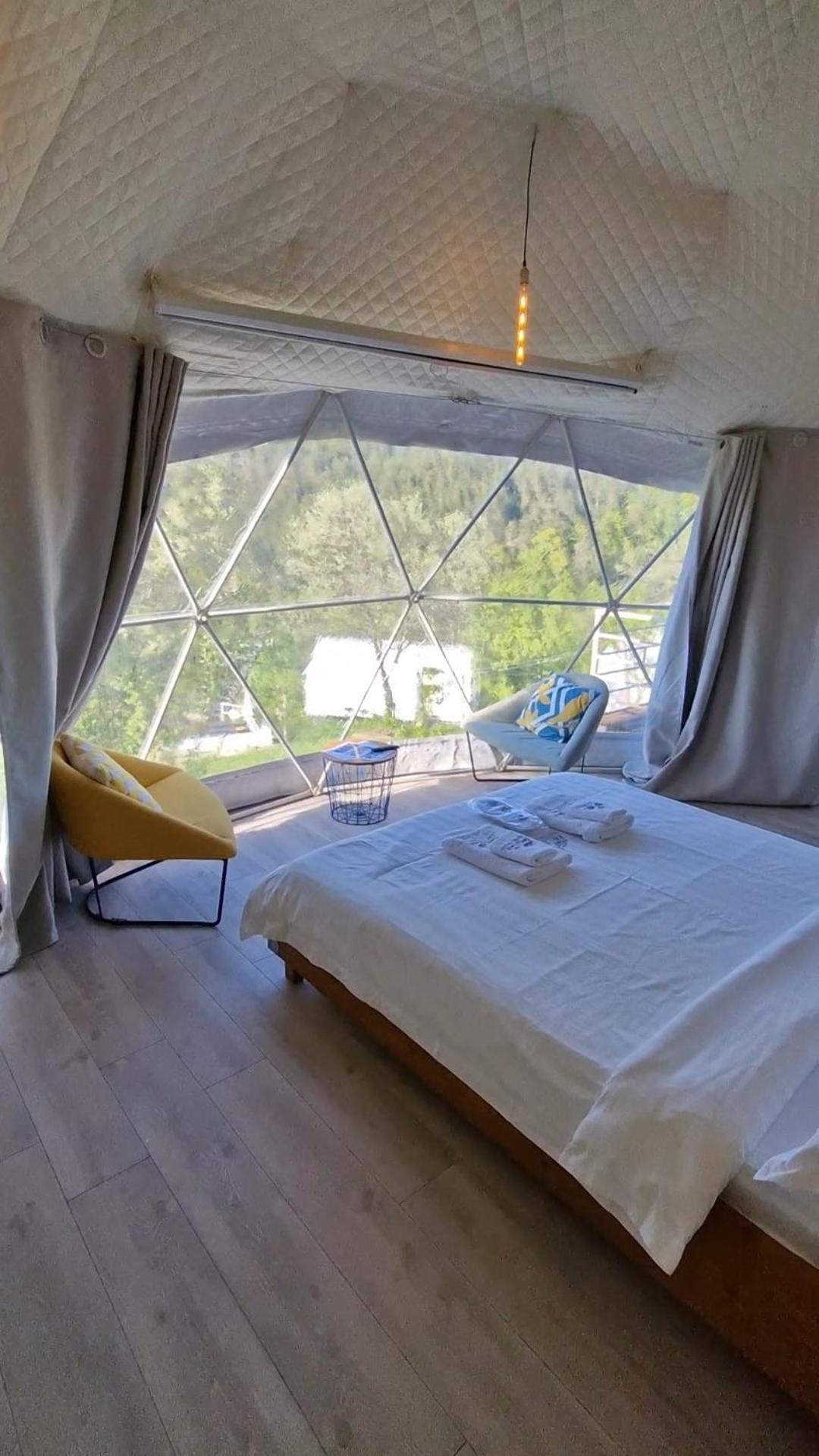 Glamping Georgia Krikhi Hotel Ambrolauri Luaran gambar