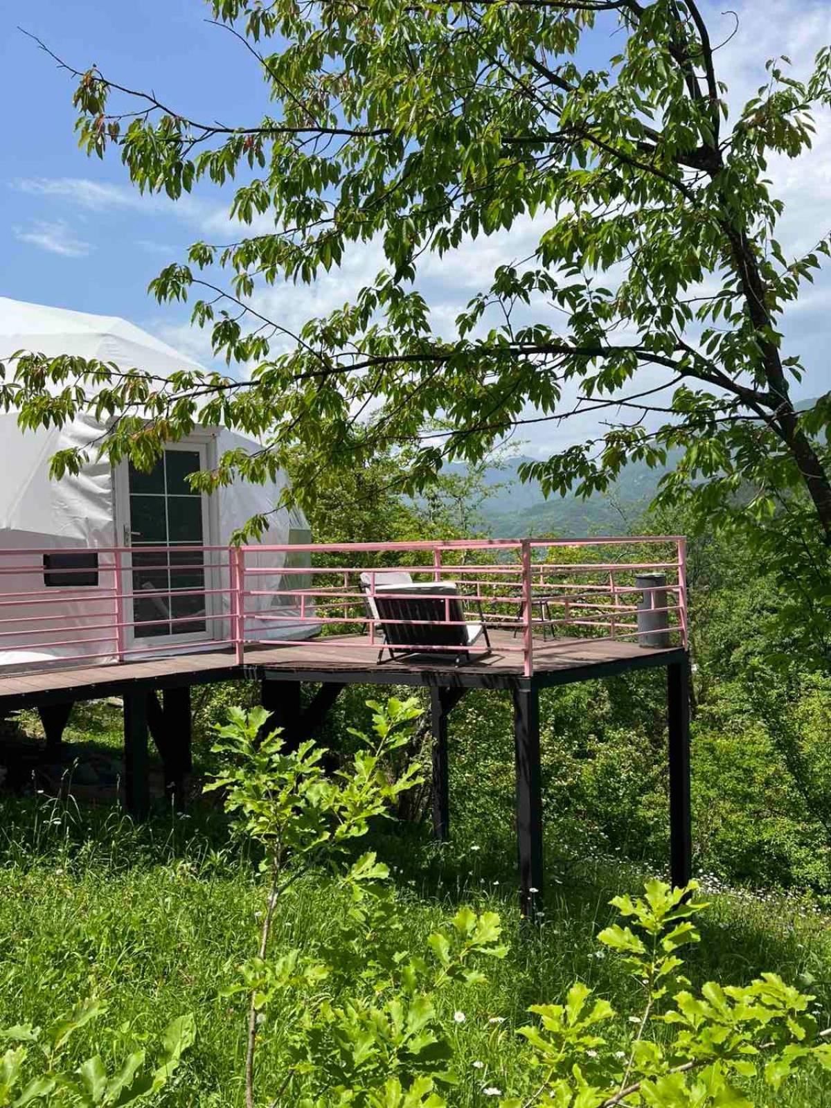 Glamping Georgia Krikhi Hotel Ambrolauri Luaran gambar
