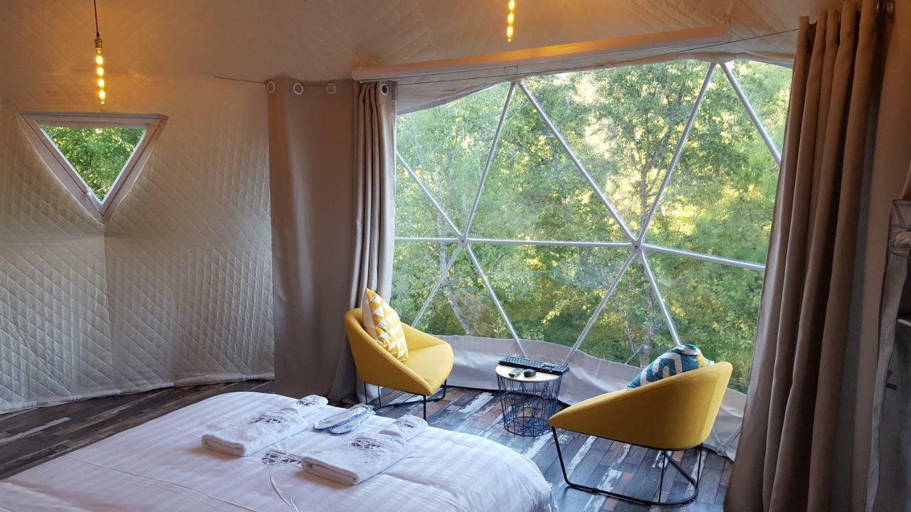 Glamping Georgia Krikhi Hotel Ambrolauri Luaran gambar